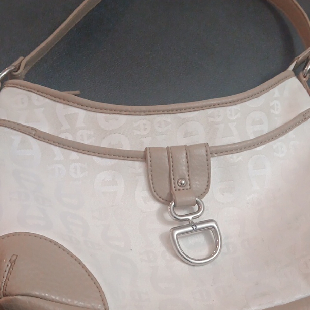 Elegant Cream and Tan Women's Bag